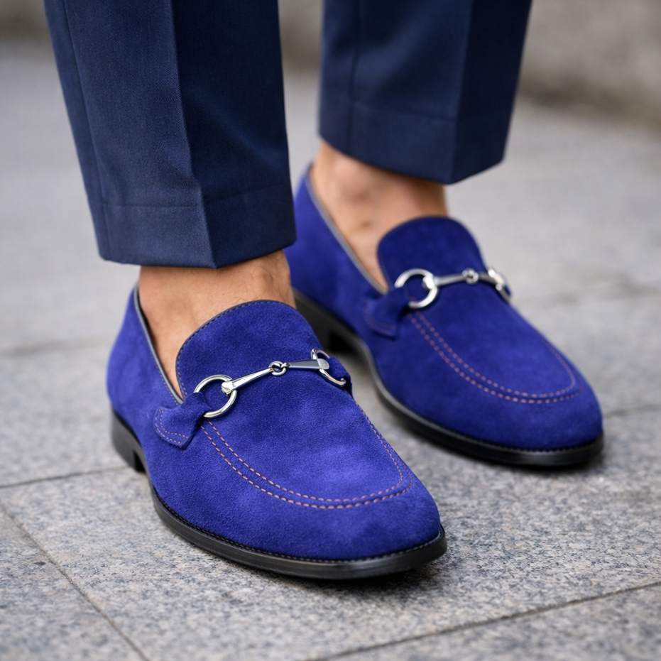 Scarpa Mocassino scamosciato da uomo con staffa morsetto – Suola cuoio