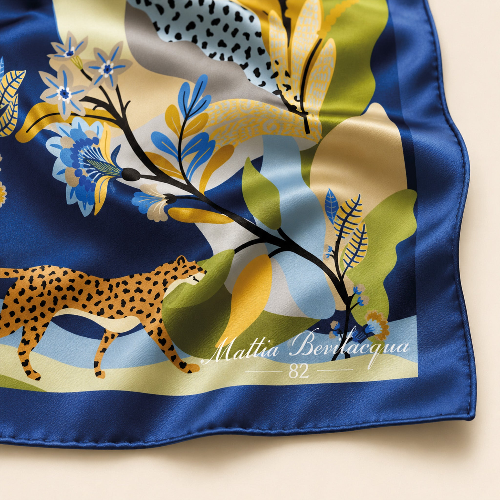 Foulard donna in pura seta – Stampa Animalier Botanico