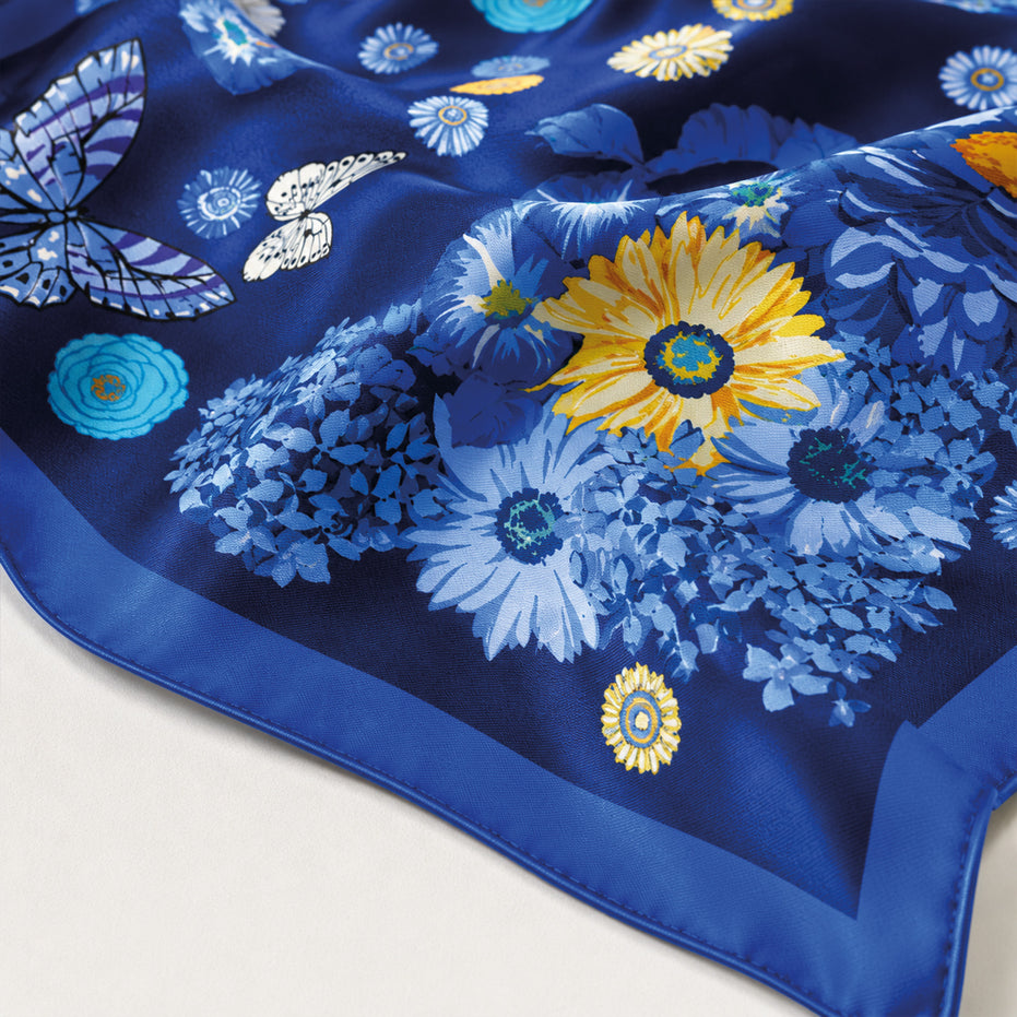 Foulard donna in pura seta – Stampa Aura Reale