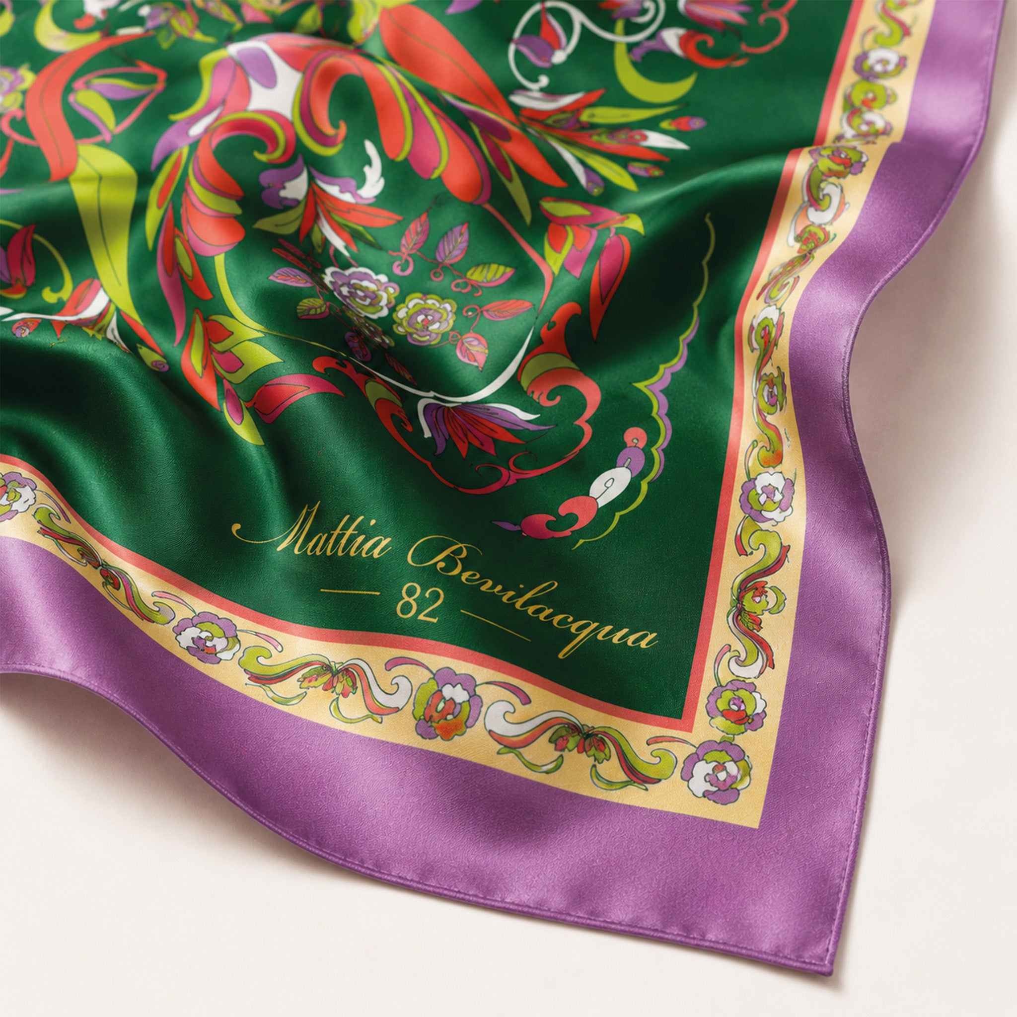 Foulard donna in pura seta – Stampa Labirinto Reale
