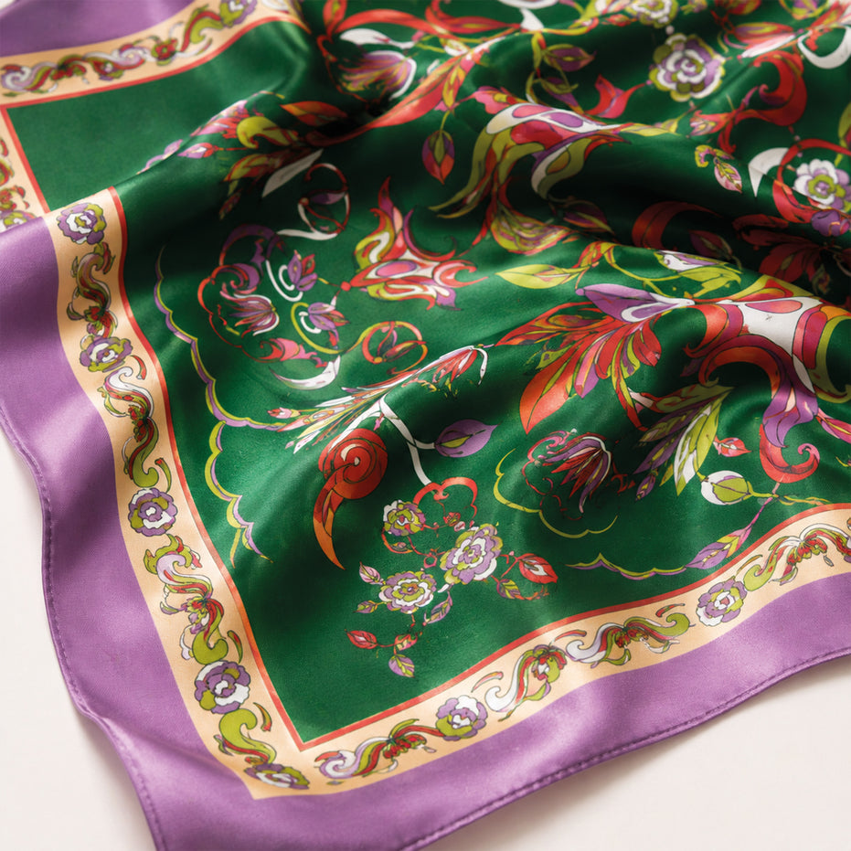Foulard donna in pura seta – Stampa Labirinto Reale